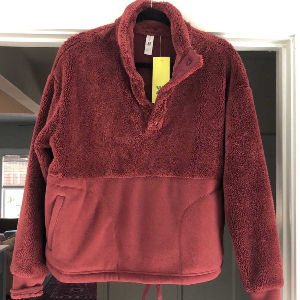 All in motion women’s fuzzy pullover